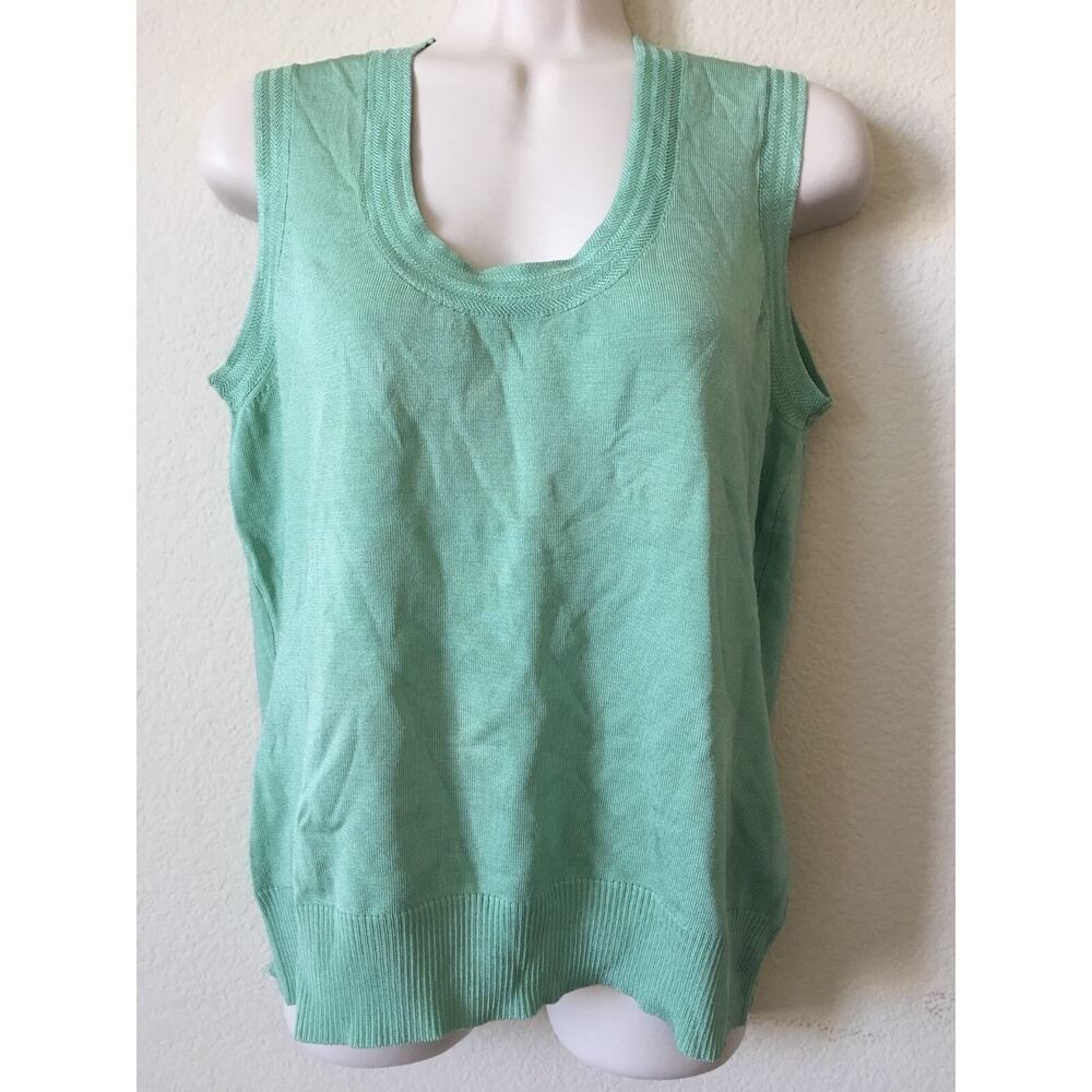 Laura Michelle Green Sleeveless Detailed Scoop Neckline Women’s Top Size L